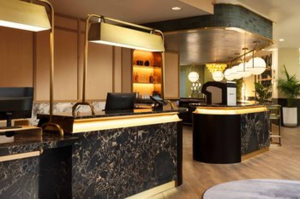 Burton House Beverly Hills A Tribute Portfolio Hotel 7
