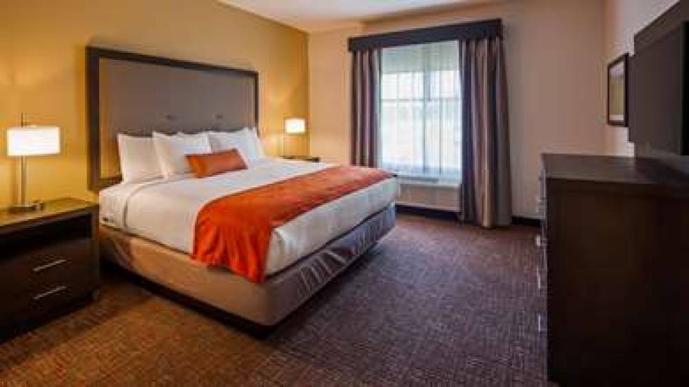 BW PLUS ELIZABETHTOWN INN AND 7
