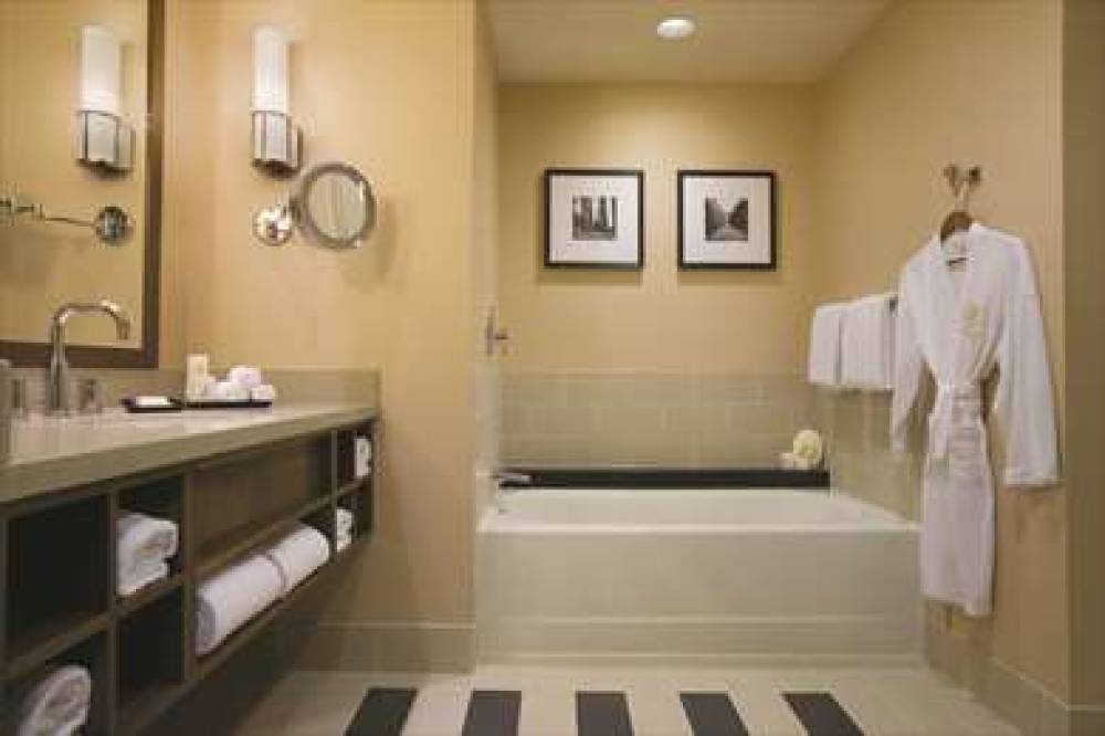Caesars Windsor 6