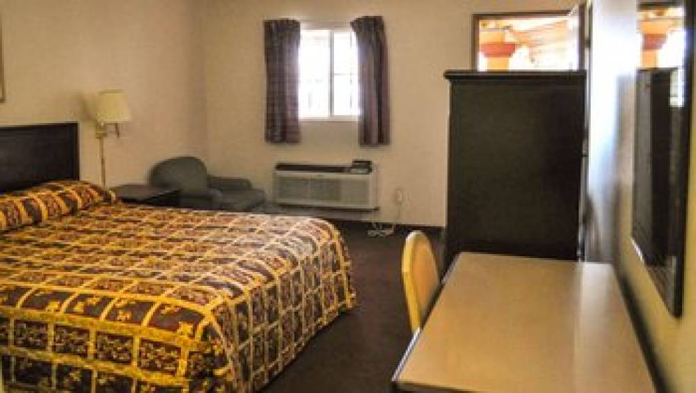 CALIFORNIA SUITES MOTEL 9