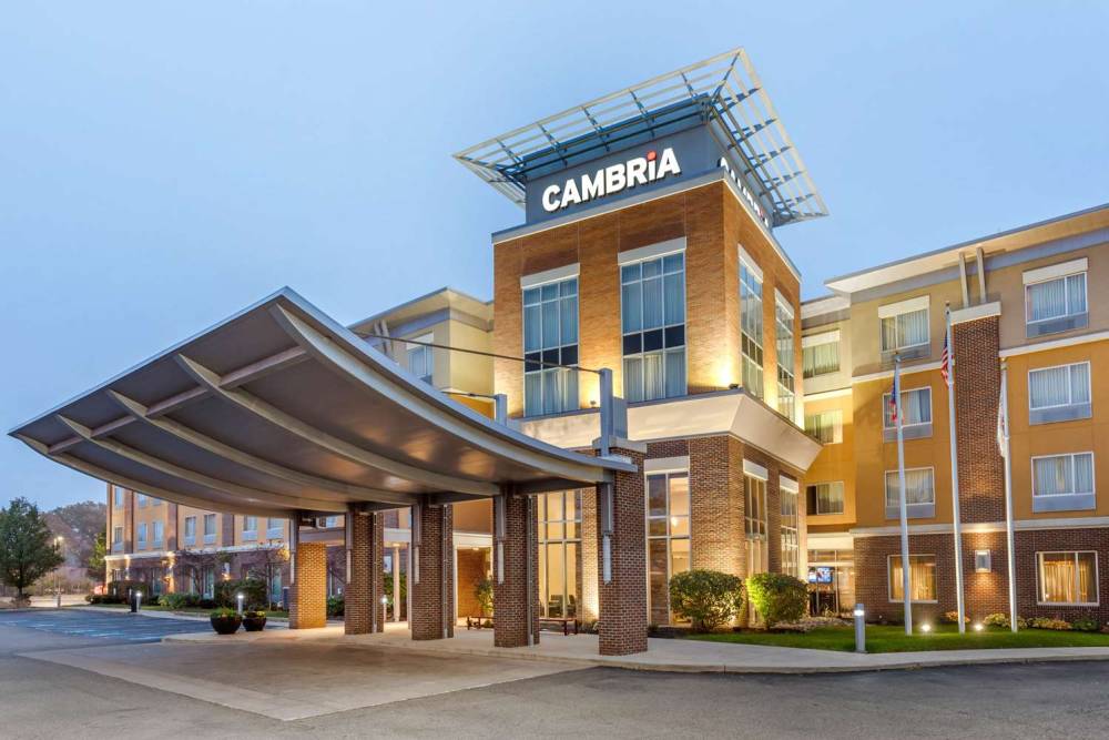 Cambria Hotel Akron - Canton Airport 6