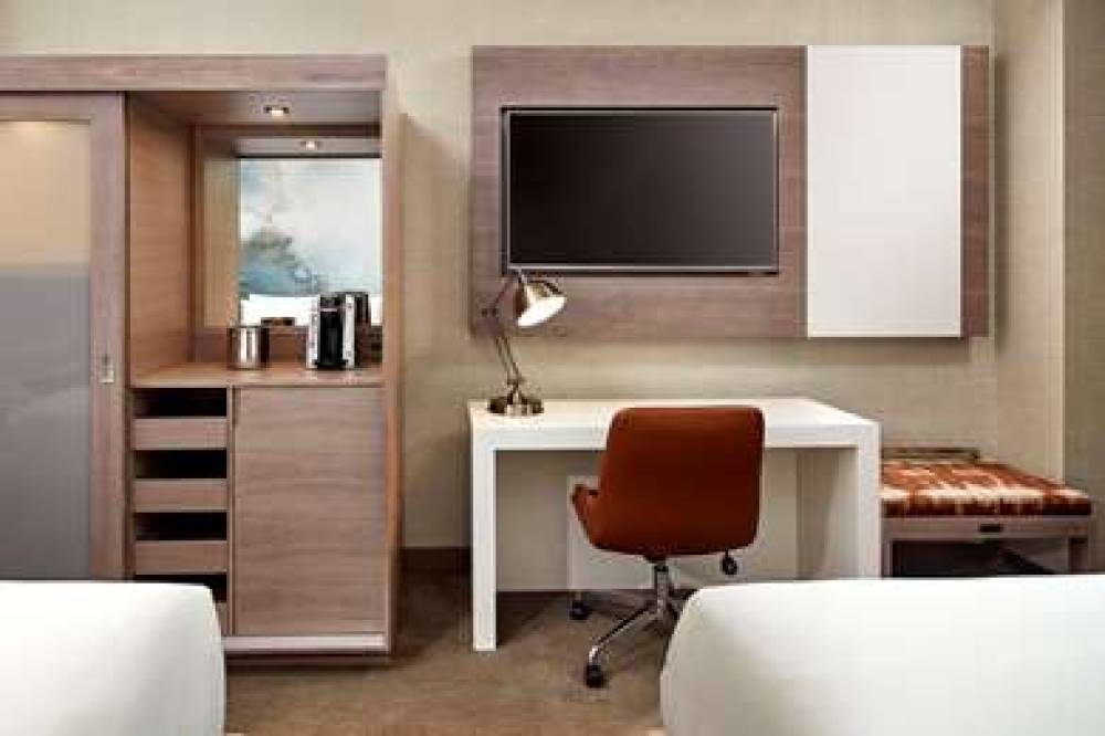 Anaheim Resort Suites 8