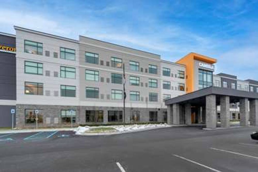 CAMBRIA HOTEL DETROIT-SHELBY TWNSHP 1