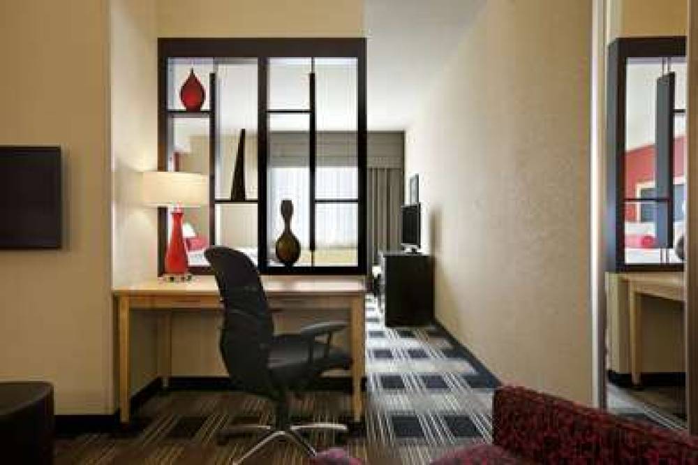 CAMBRIA HOTEL MIAMI AIRPORT 4