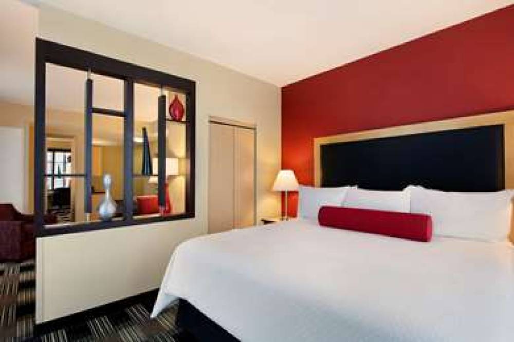 CAMBRIA HOTEL MIAMI AIRPORT 9
