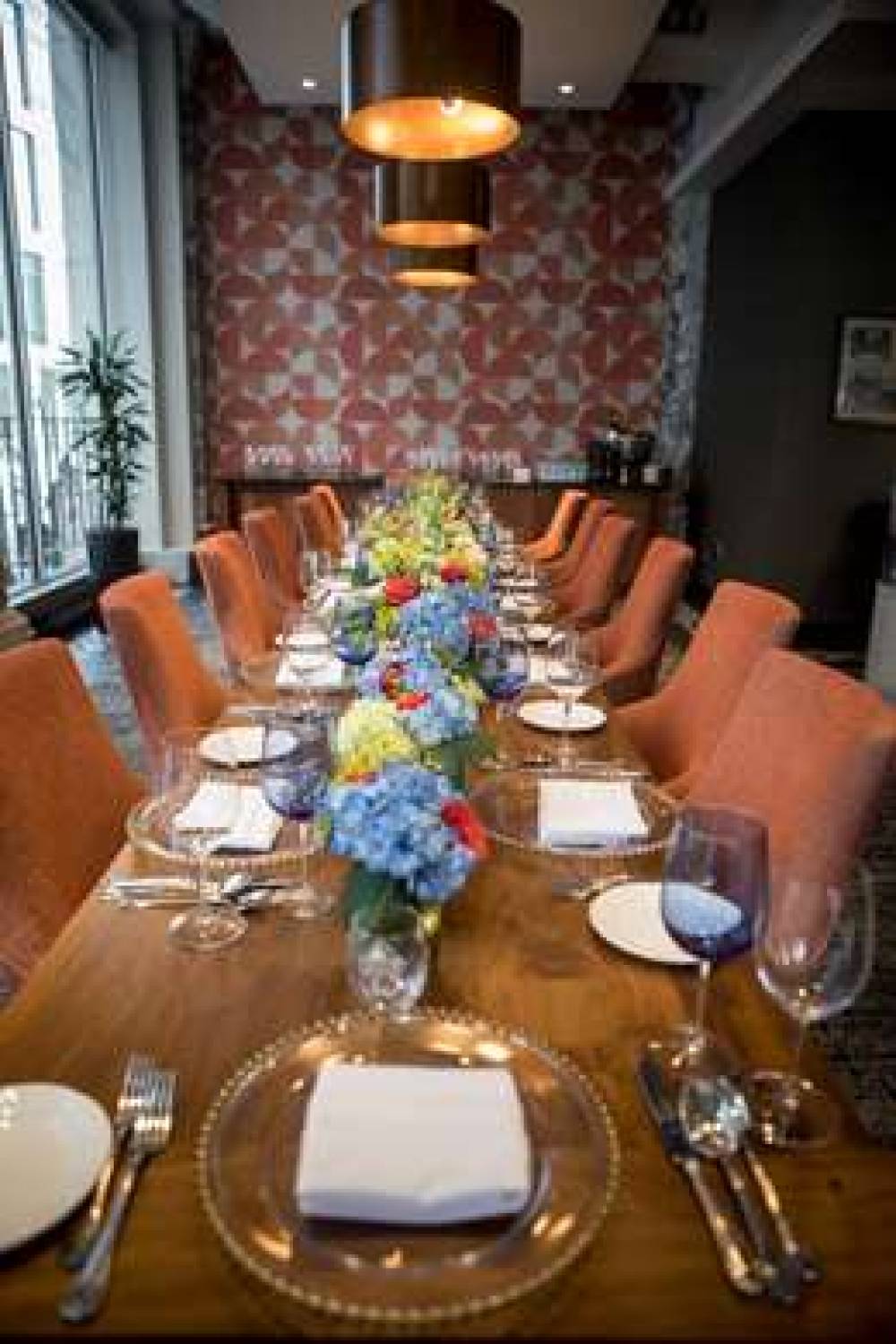 CANDLER HOTEL ATLANTA CURIO BY HLTN 6