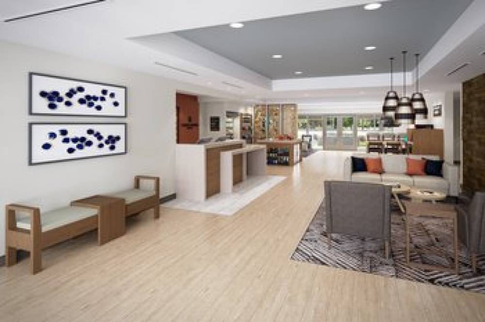 CANDLEWOOD STES ERLANGER BY IHG 8