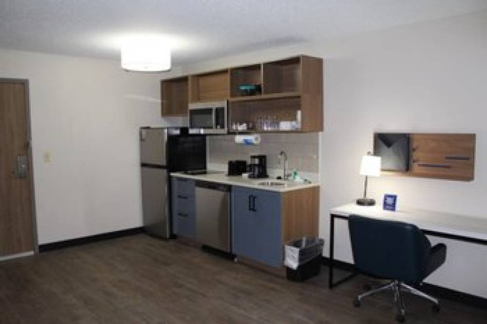 CANDLEWOOD STES SOUTHFIELD BY IHG 1