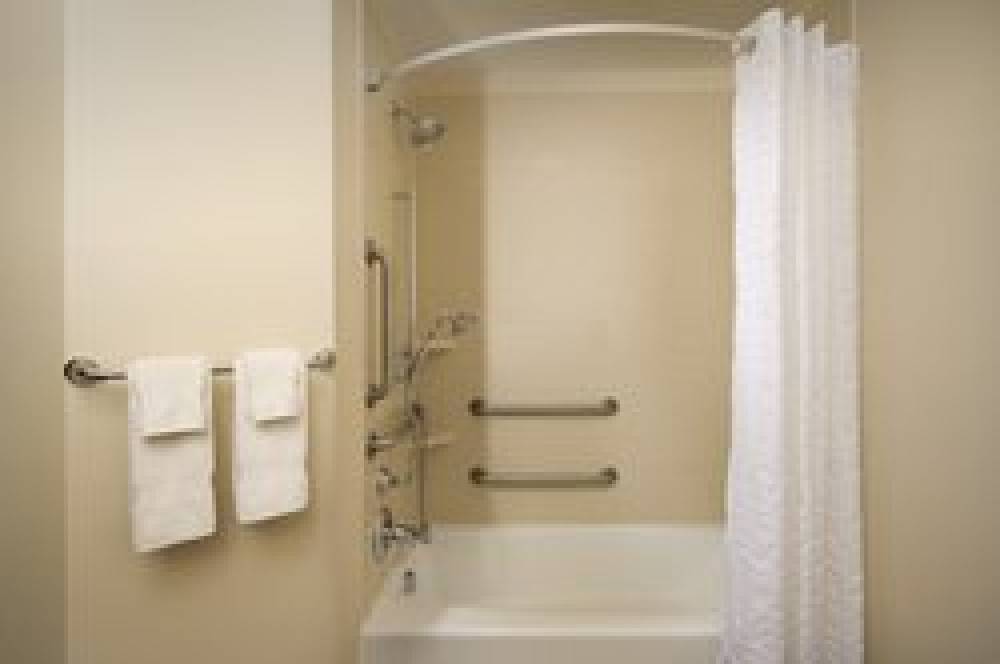Candlewood Suites ALEXANDRIA - FORT BELVOIR 10