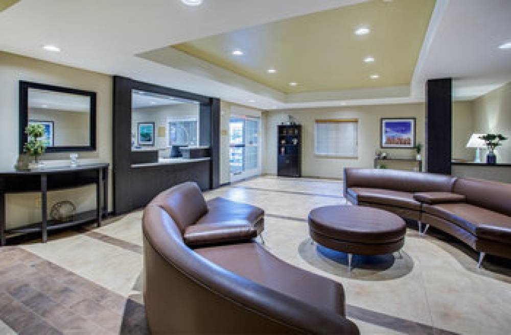 Candlewood Suites BOWLING GREEN  9