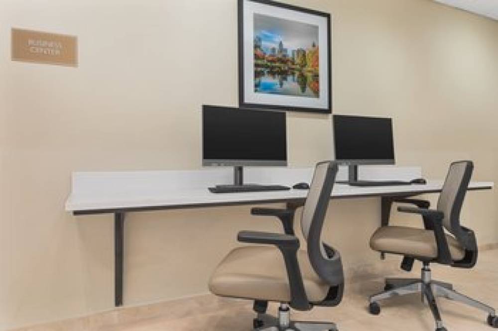 Candlewood Suites CHARLOTTE - ARROWOOD 6