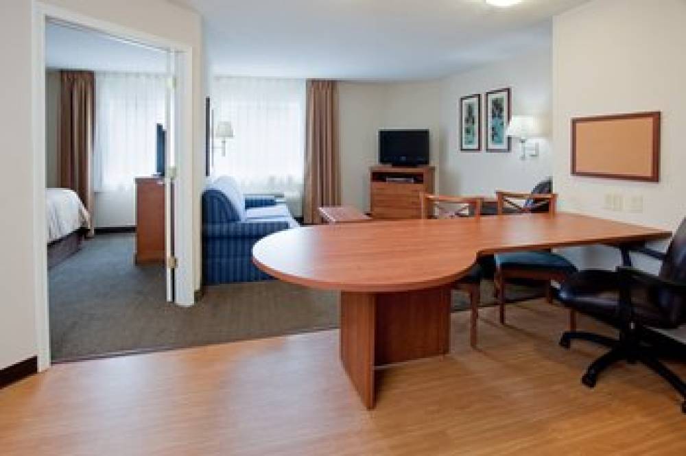 Candlewood Suites COLONIAL HEIGHTS-FT LEE 10
