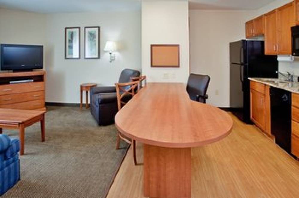 Candlewood Suites COLONIAL HEIGHTS-FT LEE 2