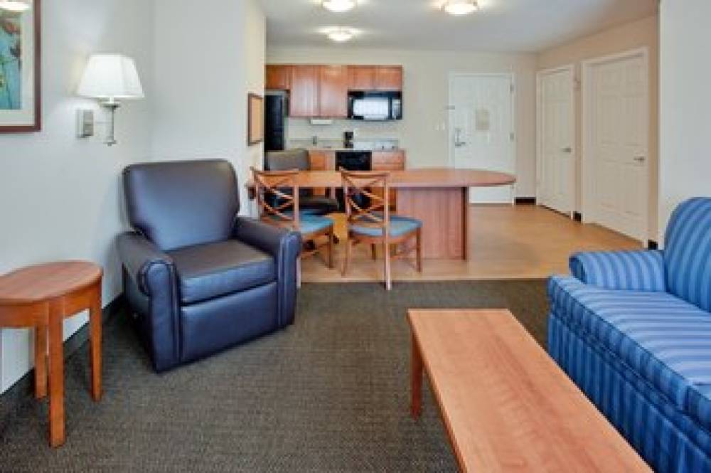 Candlewood Suites COLONIAL HEIGHTS-FT LEE 4