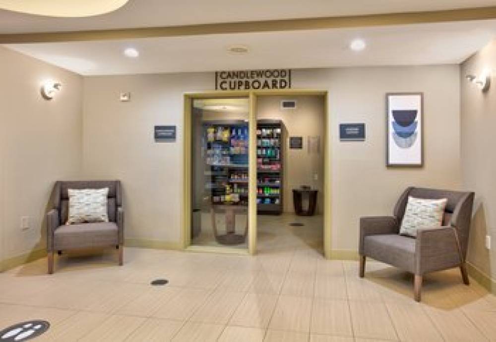CANDLEWOOD SUITES SOUTH 5
