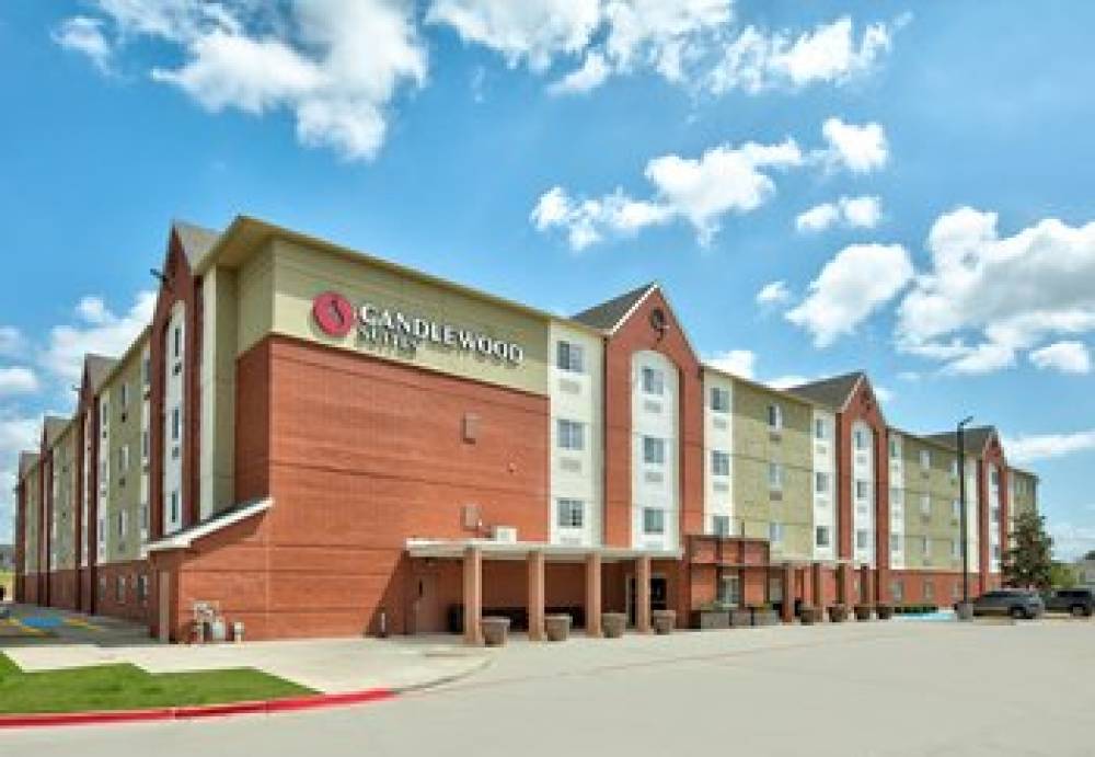 CANDLEWOOD SUITES SOUTH 1