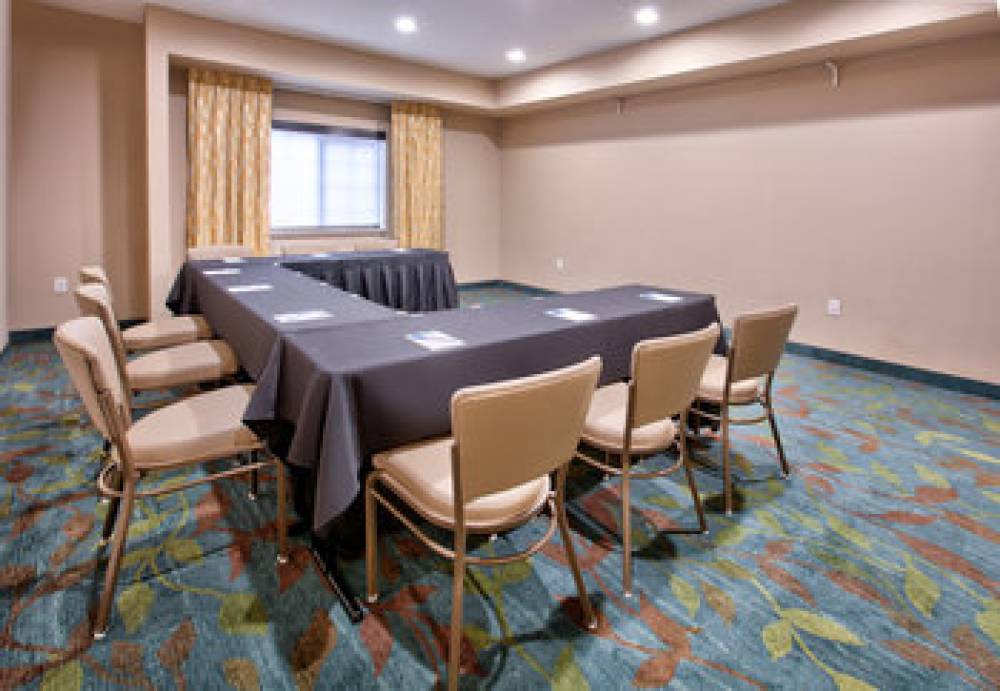 CANDLEWOOD SUITES SOUTH 7