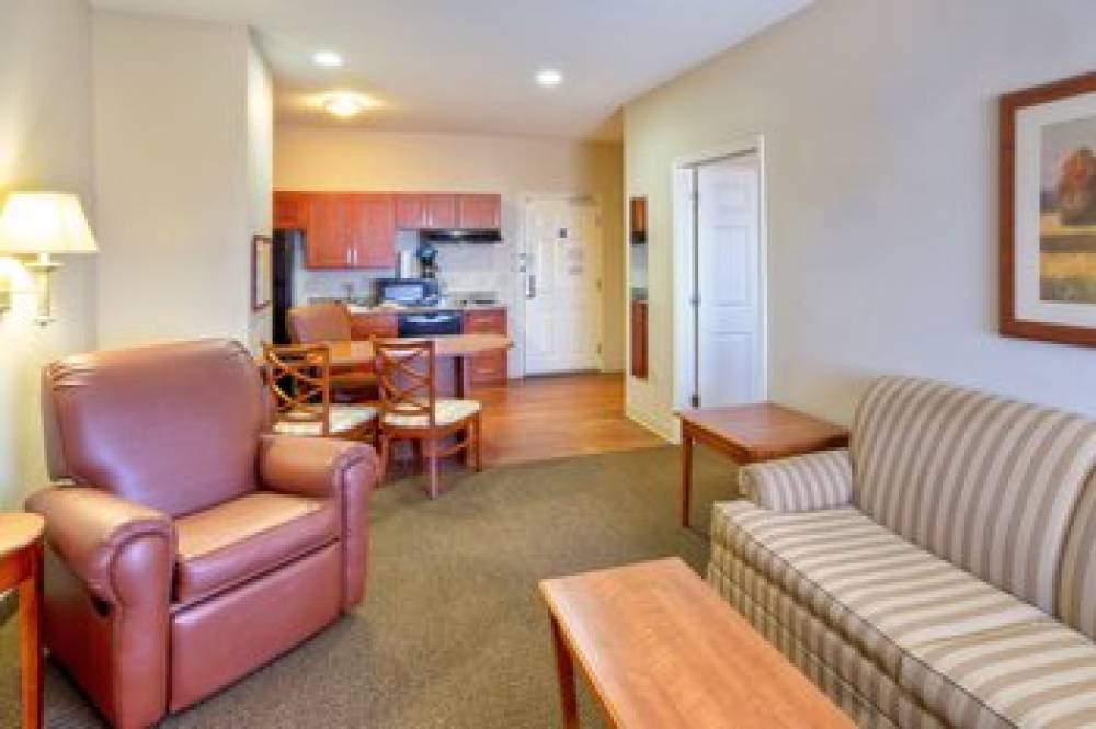 CANDLEWOOD SUITES FT STOCKTON BY IH 8