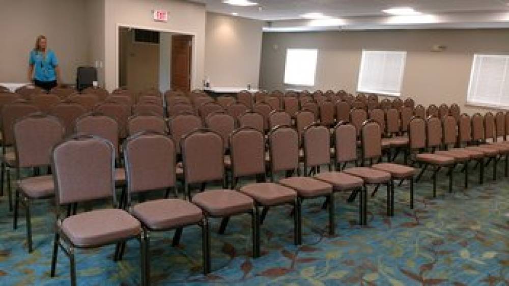 Candlewood Suites INDIANAPOLIS NORTHWEST 2