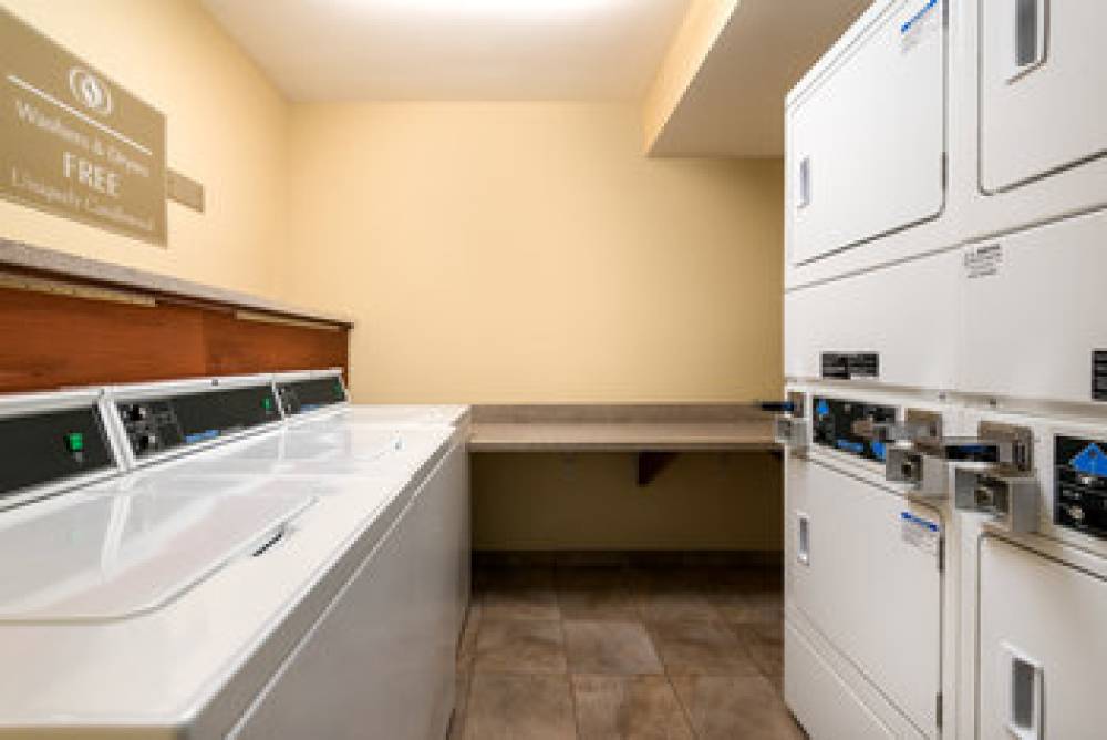 Candlewood Suites LAX HAWTHORNE 6