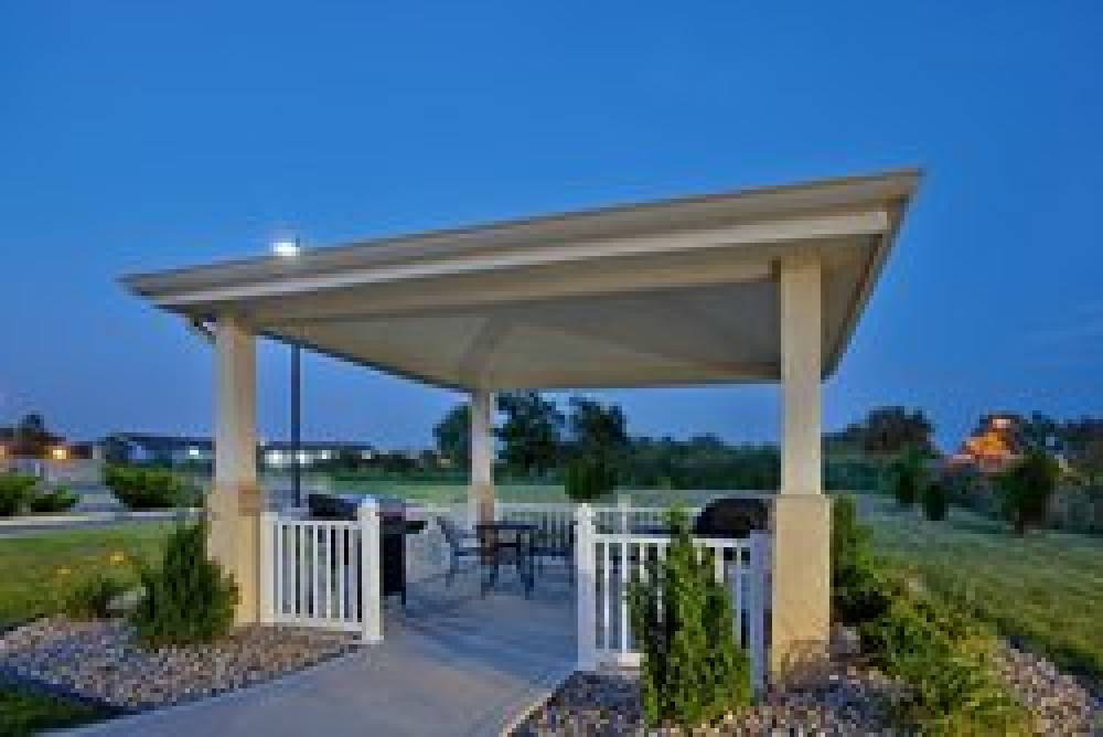 Candlewood Suites MERRILLVILLE 7