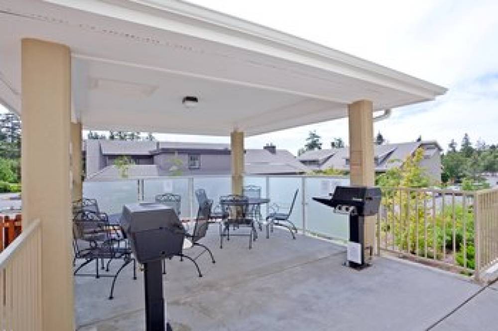 Candlewood Suites OAK HARBOR  3