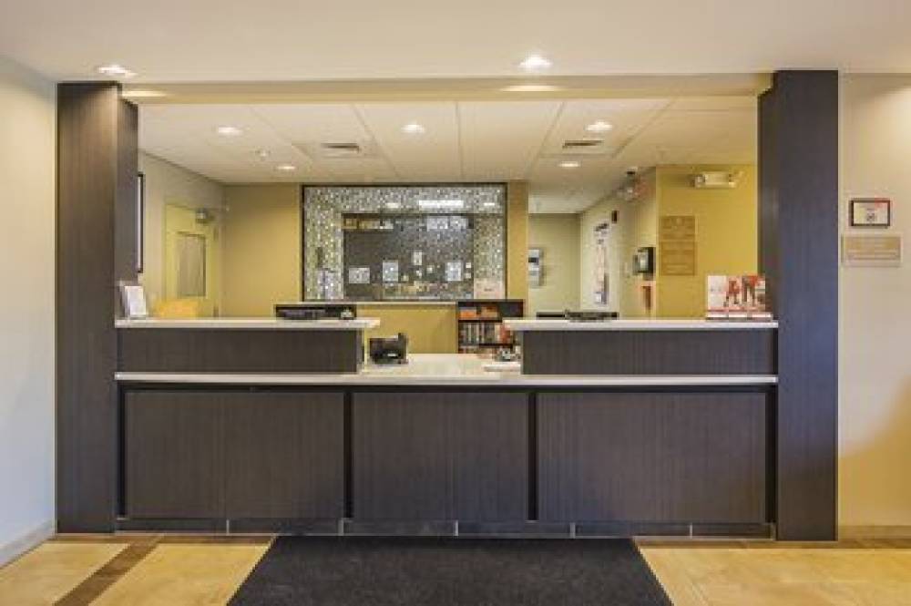 Candlewood Suites PENSACOLA - UNIVERSITY AREA 9
