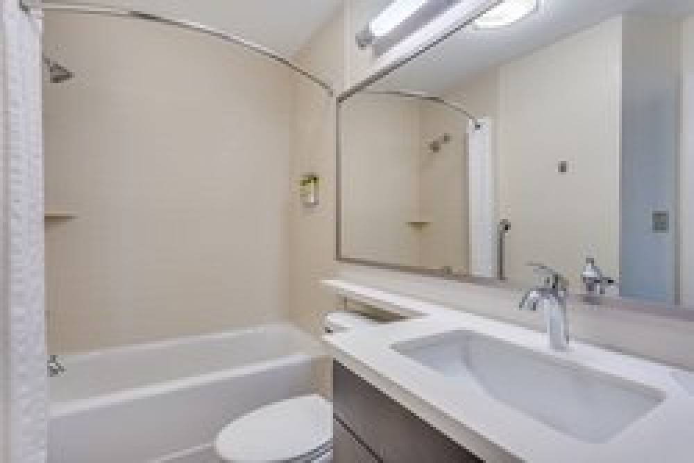 Candlewood Suites SECAUCUS - MEADOWLANDS 10