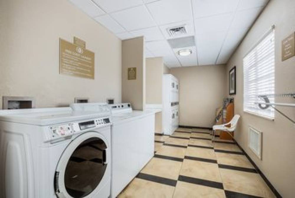 Candlewood Suites VIRGINIA BEACH TOWN CENTER 7