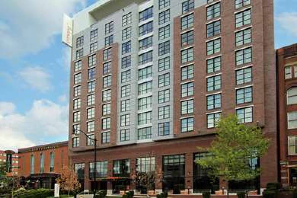 Canopy Columbus Dwntwn Short N
