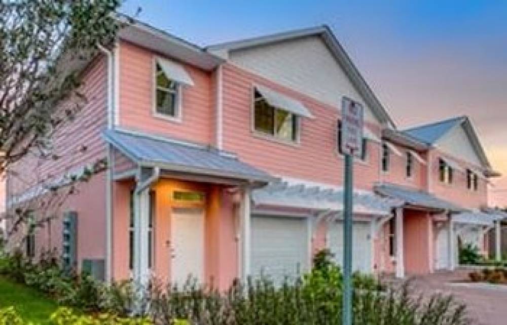 Cape Crossing Resort And Marin