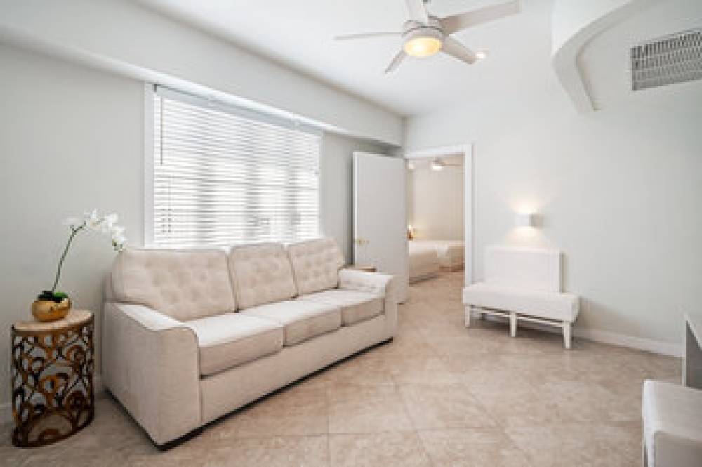 CARDOZO SOUTH BEACH 3