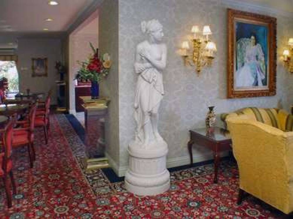 Carlyle Hotel 2