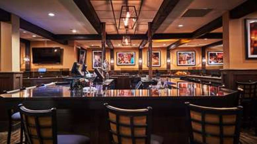 CARTIER PLACE SUITE HOTEL 9