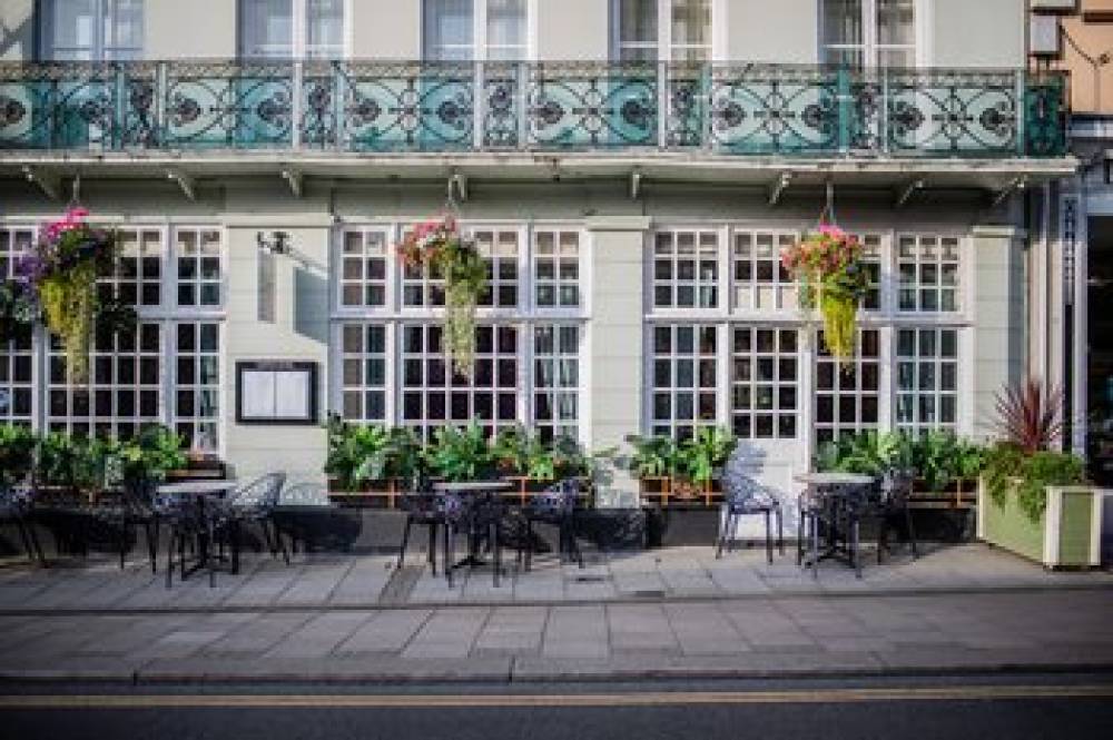 CASTLE HOTEL WINDSOR 2