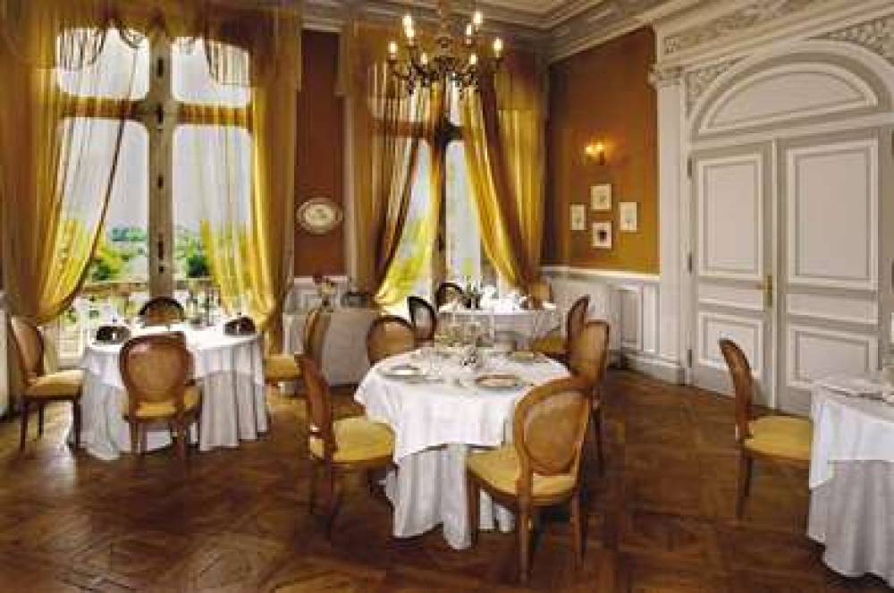Chateau De L Aubriere 6