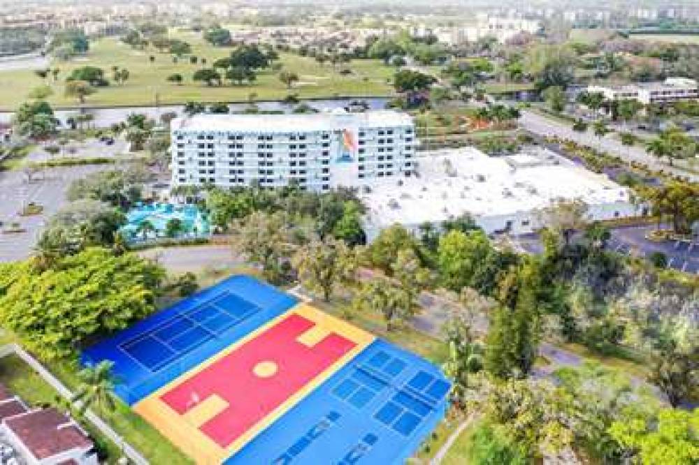 CHATEAU MAR GOLF RESORT, TRADEMARK 2