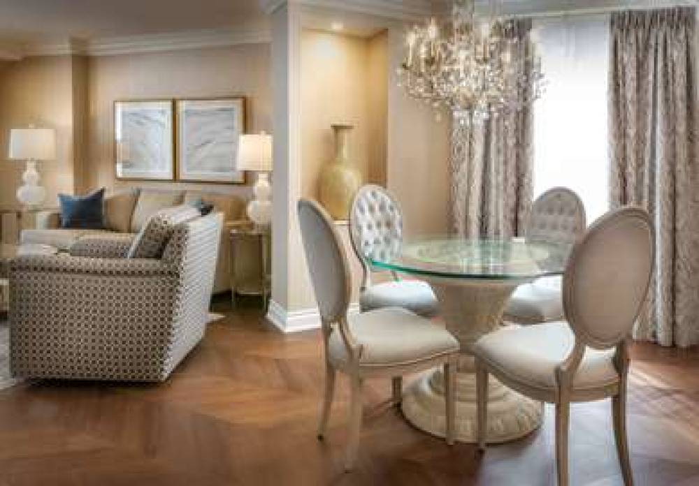 CHATEAU VAUDREUIL HOTEL AND SUITES 10
