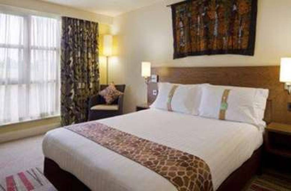 CHESSINGTON RESORT HOTELS 3