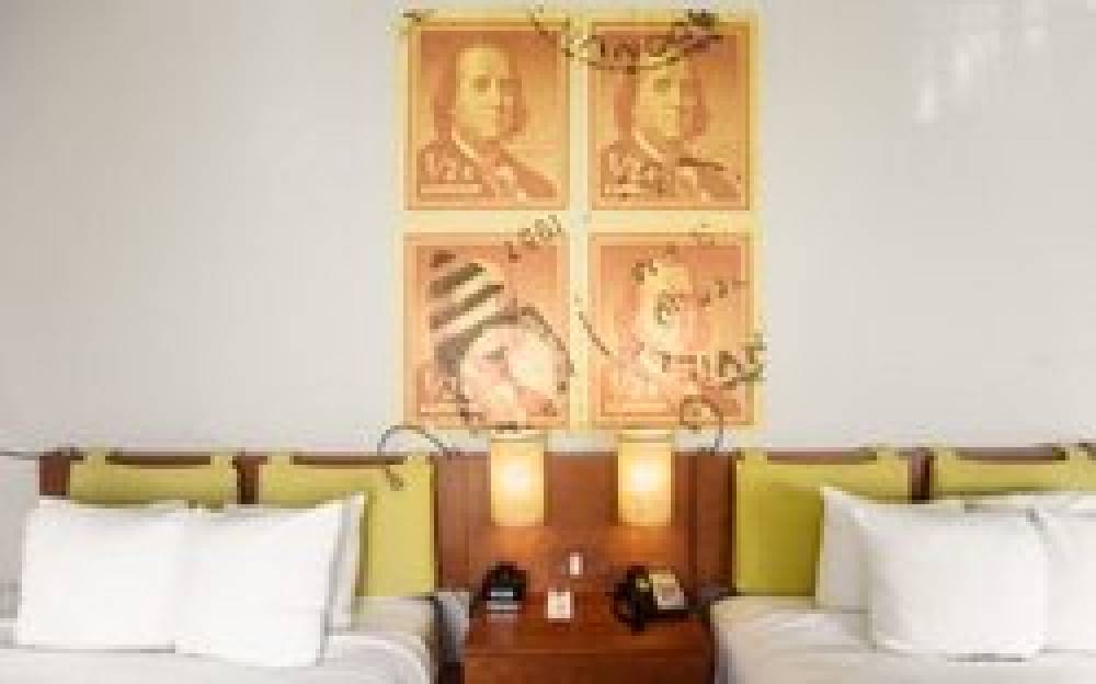 CHESTNUT HILL HOTEL 5