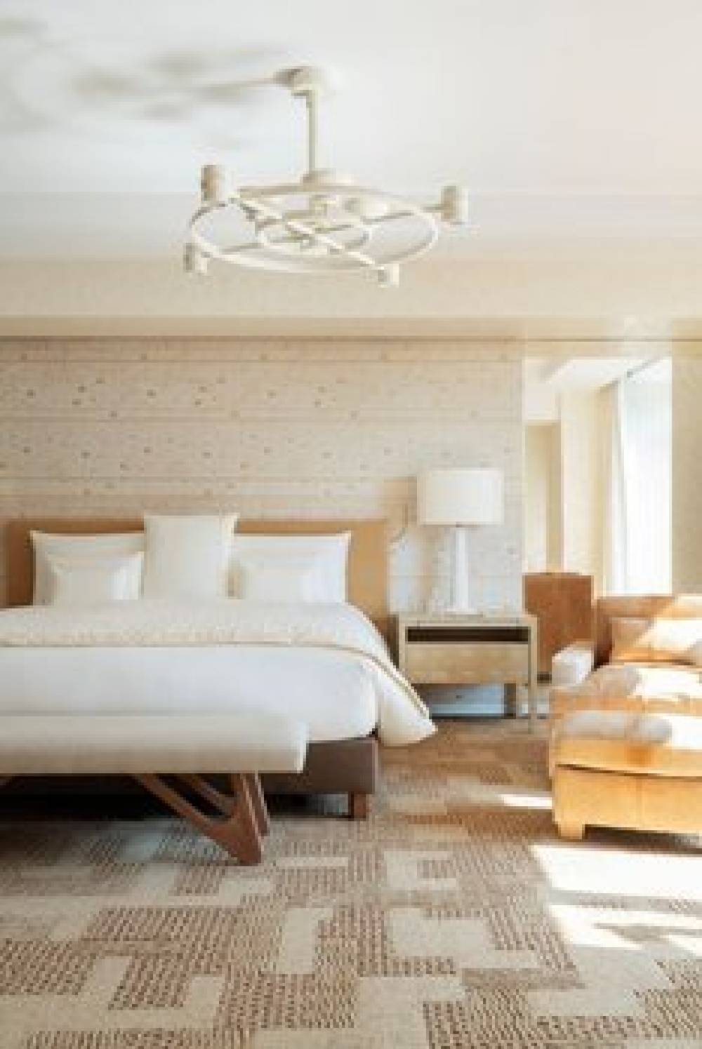 Cheval Blanc Paris 5