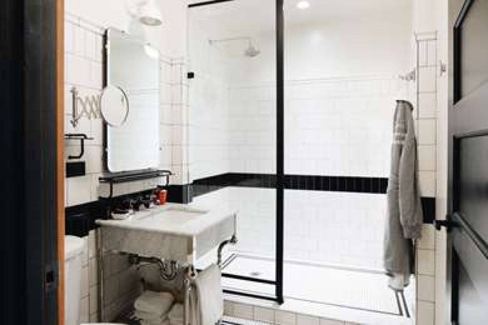 CHICAGO ATHLETIC ASSOCIATION HOTEL 6