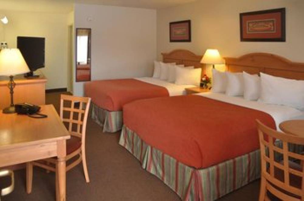 CIMARRON INN AND SUITES 10