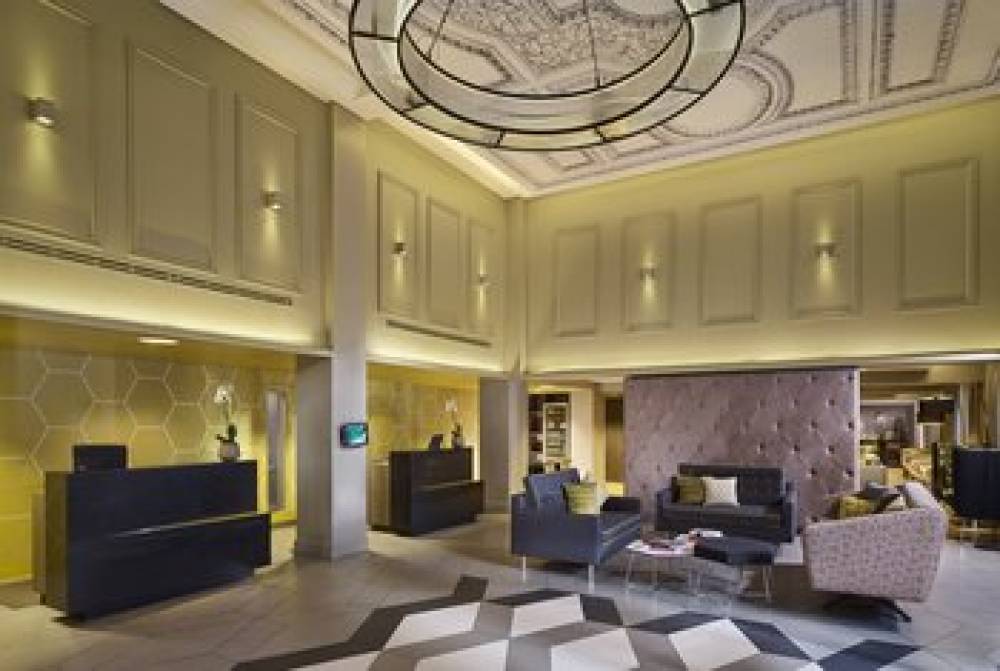 Citadines Trafalgar Square London 10