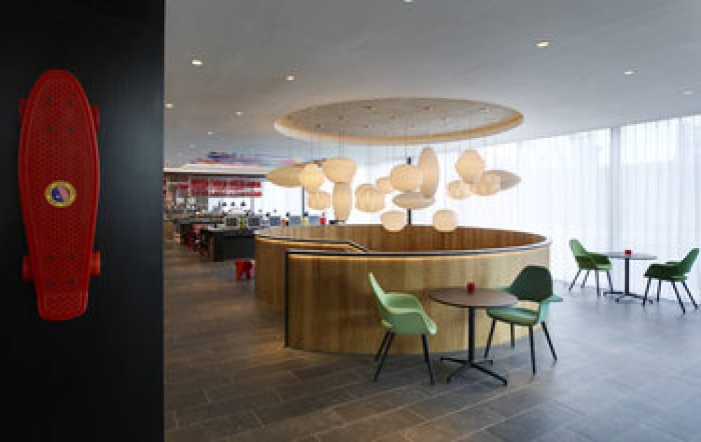 CITIZENM LONDON SHOREDITCH 8