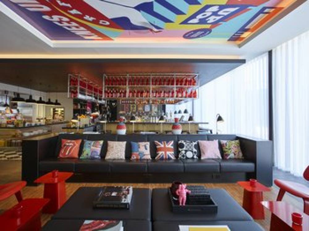 CITIZENM LONDON SHOREDITCH 5