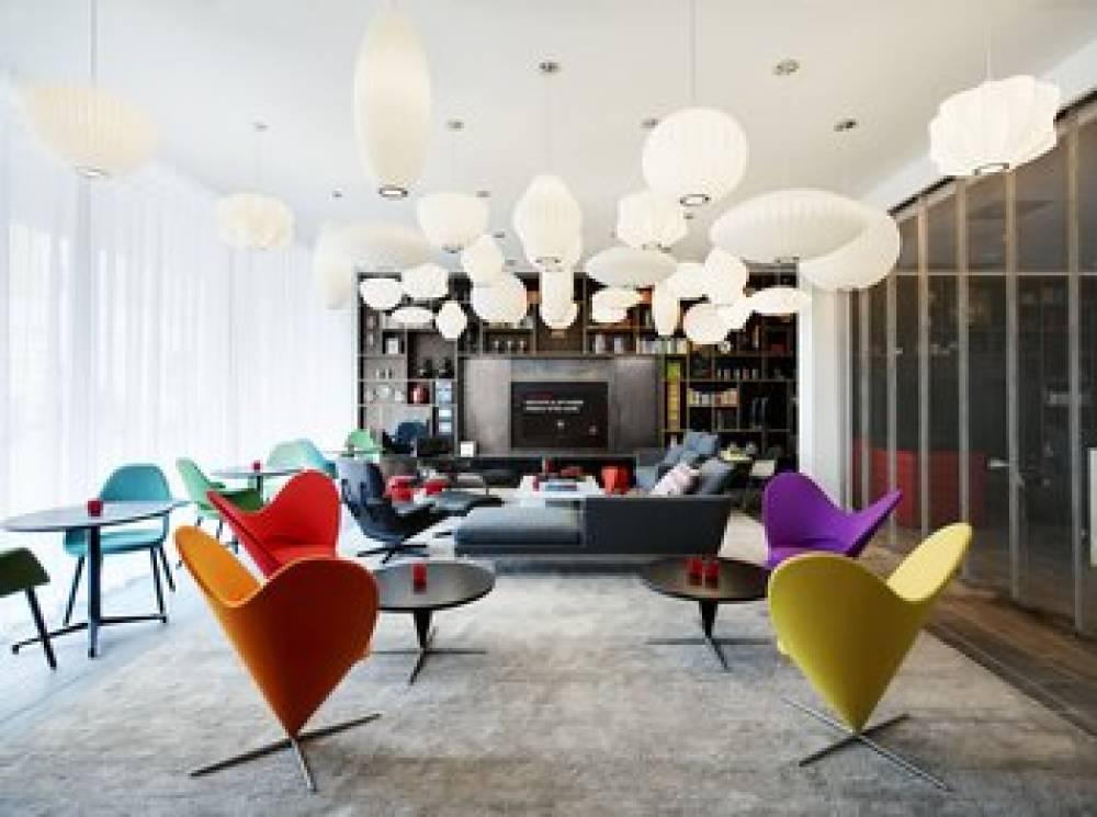 CITIZENM TOWER OF LONDON 2