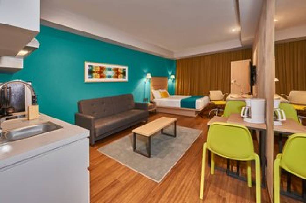 CITY SUITES TIJUANA RIO 8