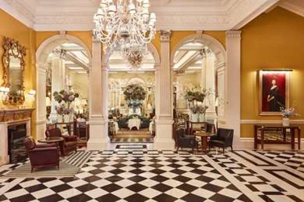 Claridges 9