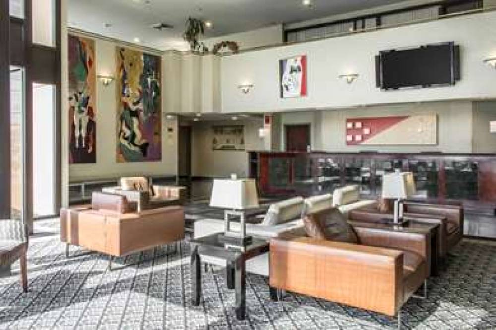 CLARION HOTEL AND CONFERENCE CENTER 4